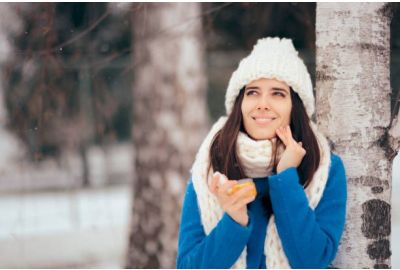 How we take precautions of skin in the winter season?
