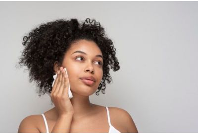 Top 3 Tips to Remove Your Makeup Before Going to Bed