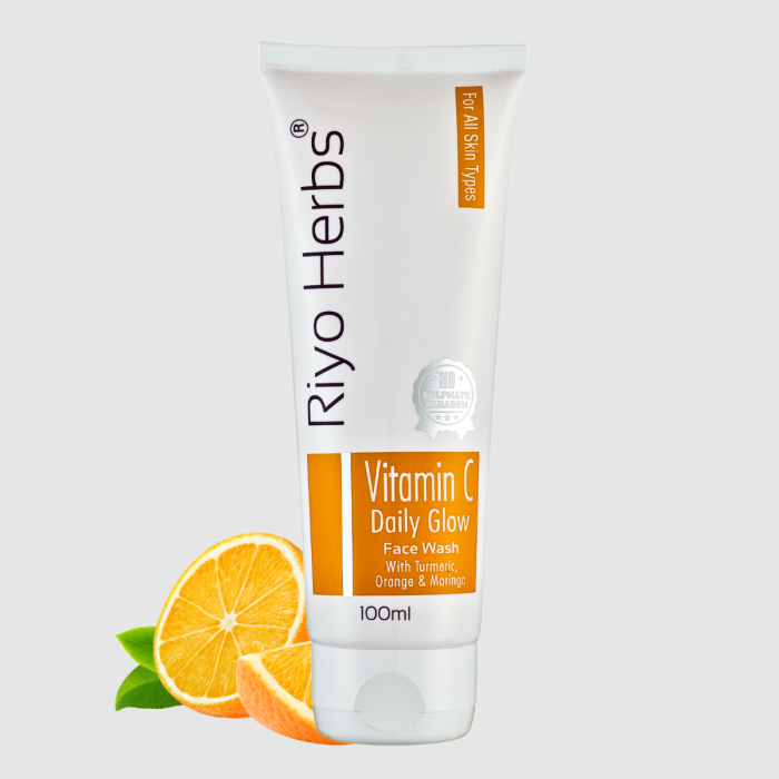Vitamin-C Daily Glow Facewash